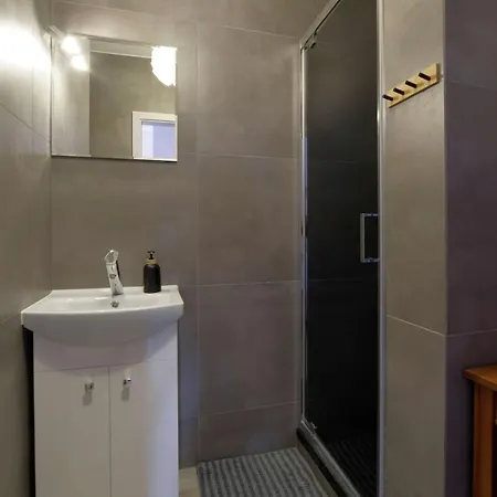 Apartament Ca, 200m Od Morza, 400m Od Monte Cassino, Sinus